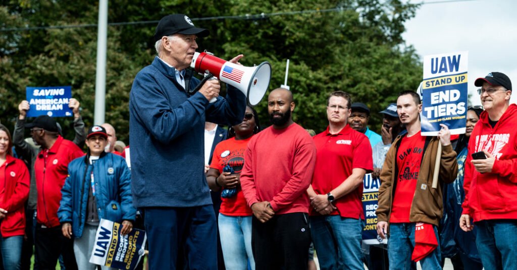 Biden to Celebrate Auto Plant Reopening in Illinois