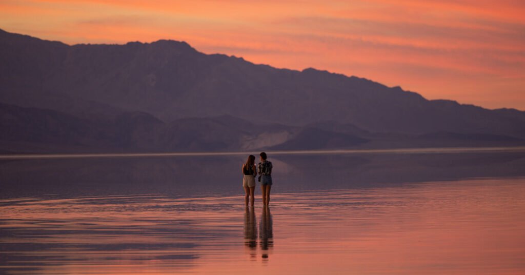 In Death Valley, a Rare Lake Comes Alive