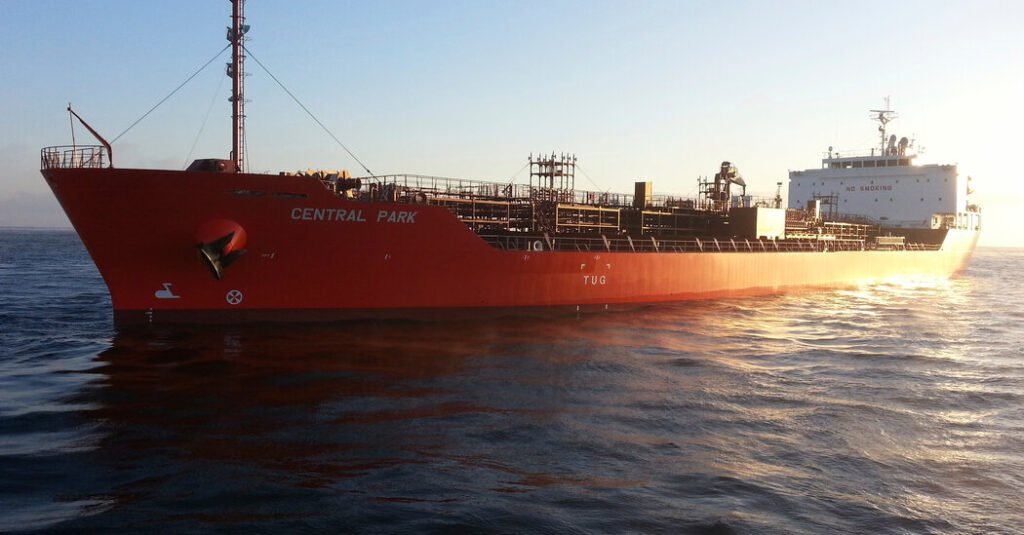 U.S. Navy Rescues Central Park From Pirate Attack in Gulf of Aden