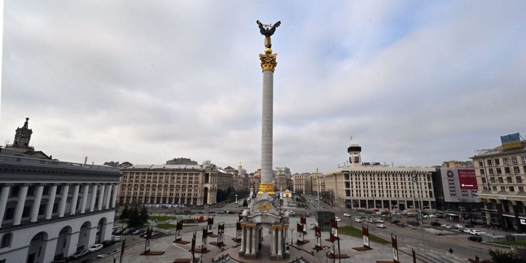 Ukraine Teen Escaped Russia-Held Crimea, Sent Police Mocking Selfie