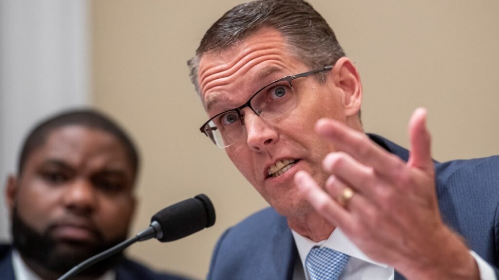 Bipartisan lawmakers eye AI safeguards for US agriculture industry