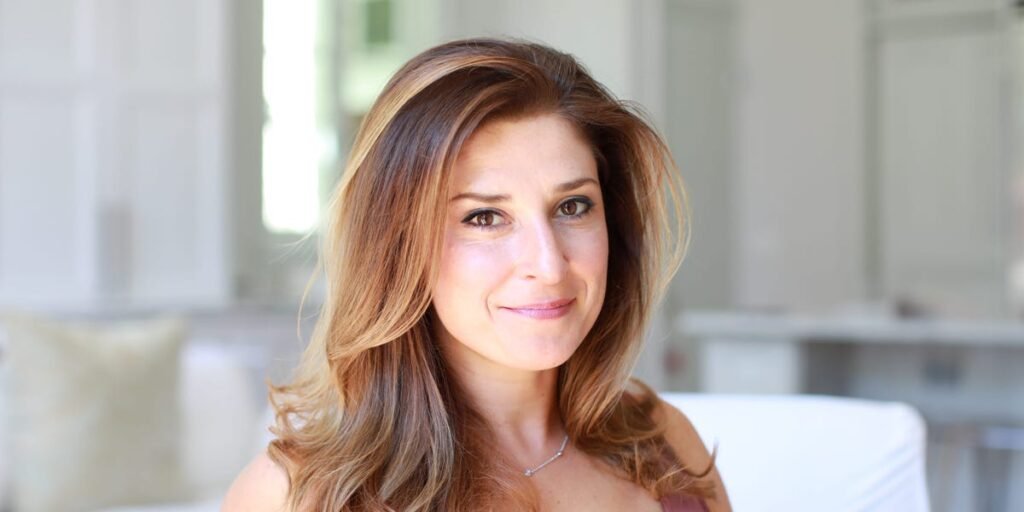 Lawyer Quit Job to Become Matchmaker; Makes More Money Now