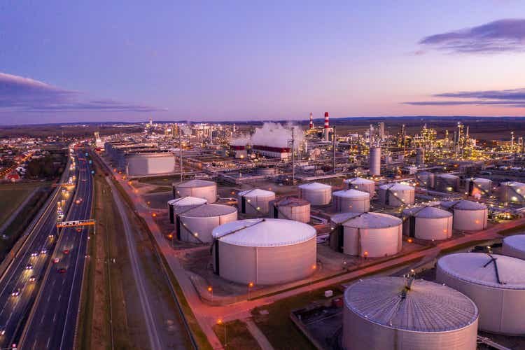 TotalEnergies Texas refinery restart goes awry after malfunction – report (NYSE:TTE)