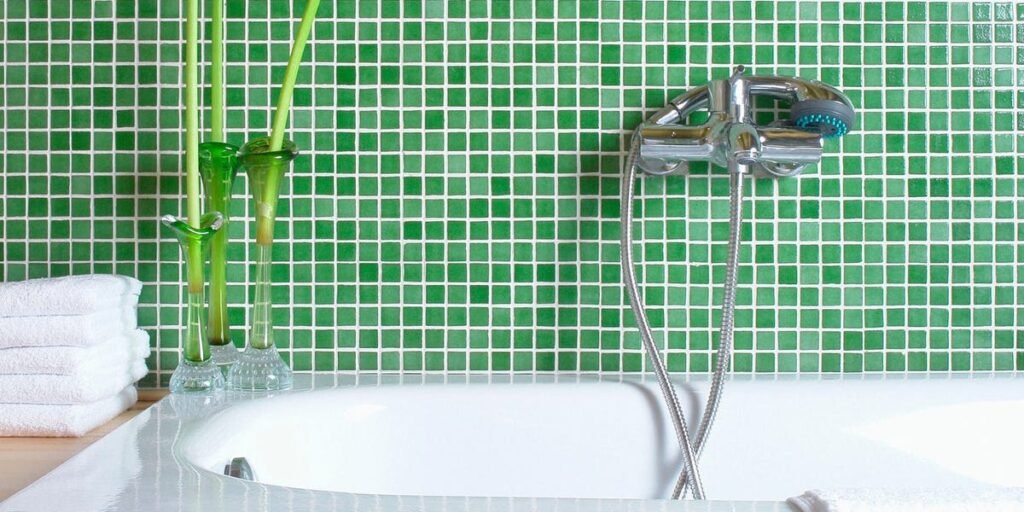Interior Decorator Shares Things She Would Never Have in Her Bathroom
