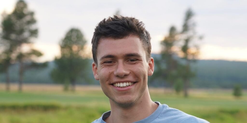 McKinsey Consultant Describes the Way the Firm Pushes People Out