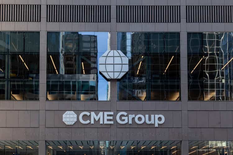 CME reports record Q1 international average daily volume of 7.4 mln contracts (NASDAQ:CME)