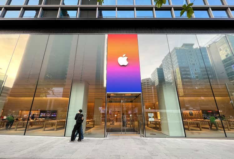 Apple said to look at personal robots for ‘next big thing:’ report (AAPL)