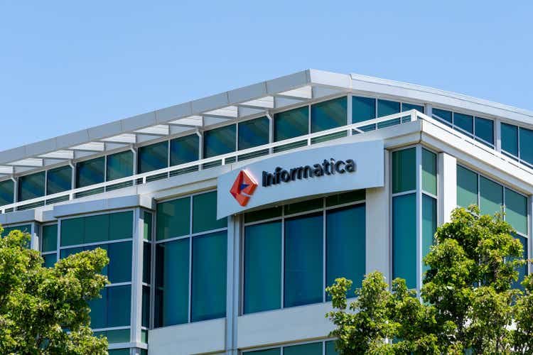 Salesforce in advanced talks to purchase Informatica -WSJ