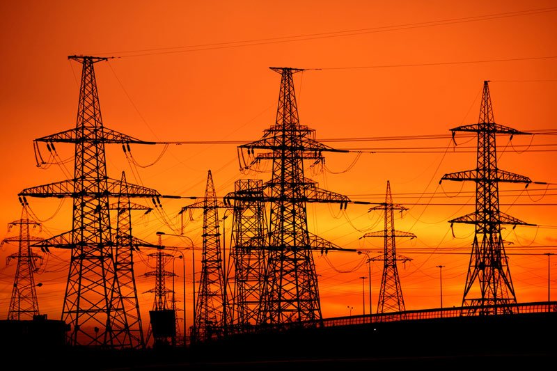 Pakistan to slash winter power tariffs to spur demand, cut gas use By Reuters