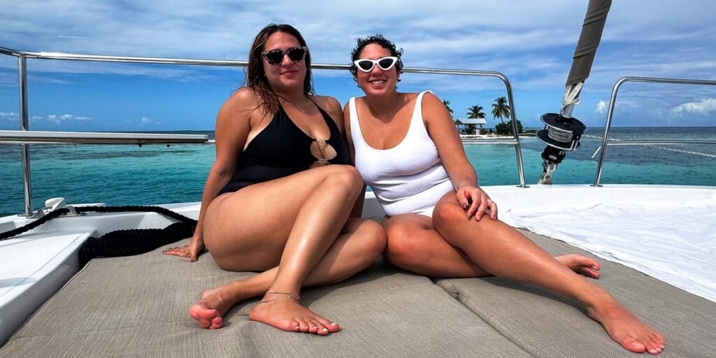 We Chartered a Private Yacht in Belize for $1,000 a Person, Worth It