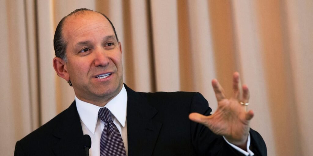 Elon Musk Throws Weight Behind Howard Lutnick for Treasury Secretary