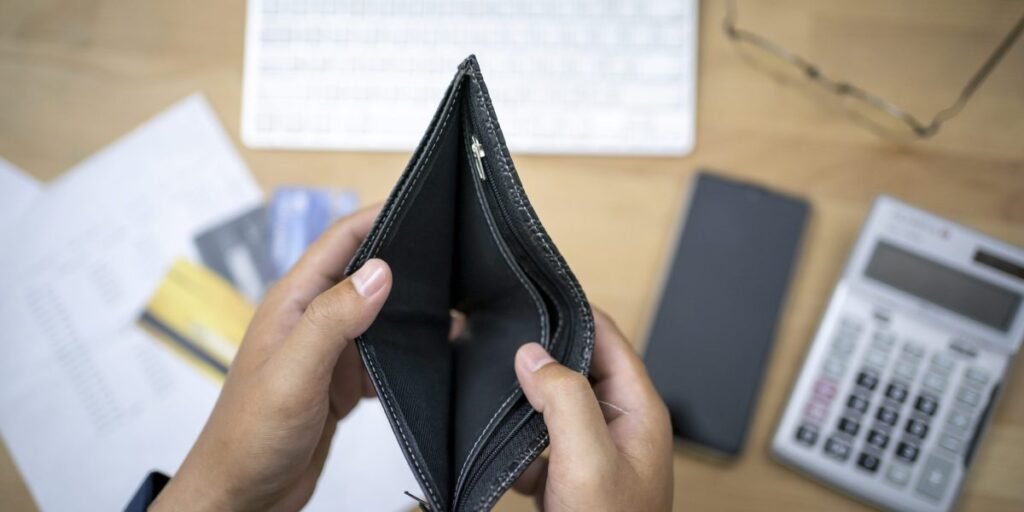 Oakland accidentally publishes draft report saying city is nearly bankrupt before swapping it with official document