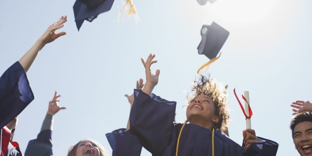 College acceptance rates rise, and most schools take in most students
