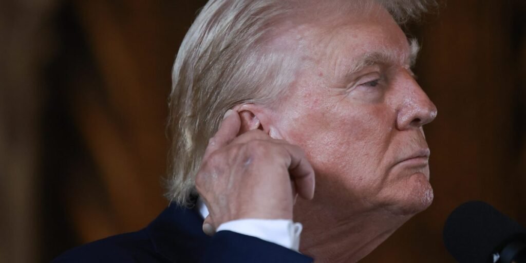 Donald Trump has advisors who ‘love’ Putin whispering ‘a lot of absolute nonsense’ into his ear, warns Boris Johnson