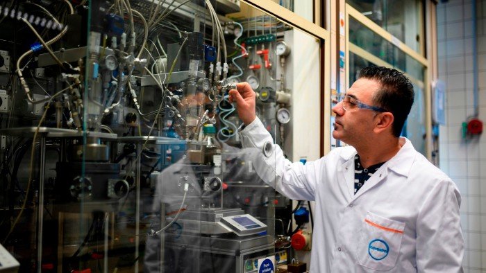 Plastics become growth driver for oil groups during energy transition
