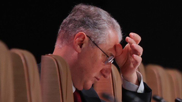 COP29 struggles to break climate finance deadlock