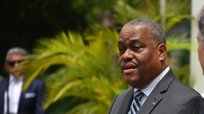 Haiti replaces interim PM amid escalating gang war