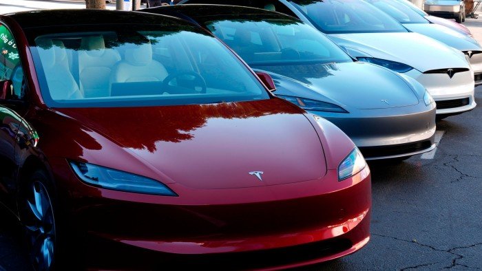 California could leave Tesla out of a proposed EV rebate programme