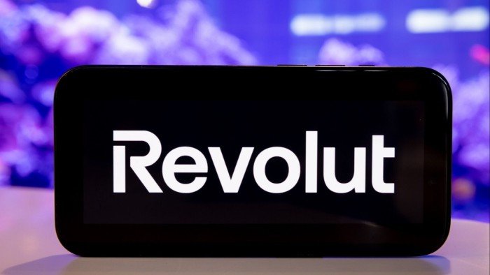 Early Revolut investors cash out at least $300mn in share sale
