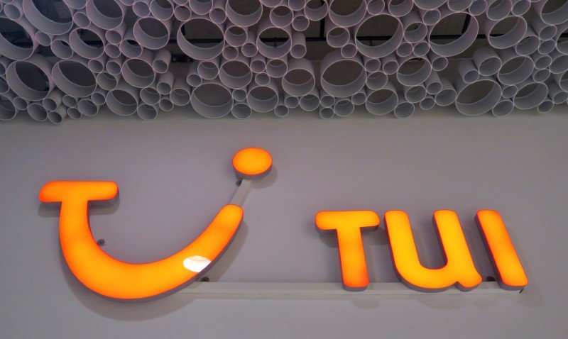 TUI shares slip despite strong FY24, booking slowdown weighs By Investing.com