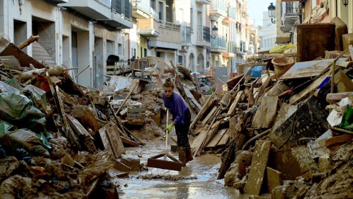 EU watchdogs call for disaster-relief fund in wake of Valencia floods