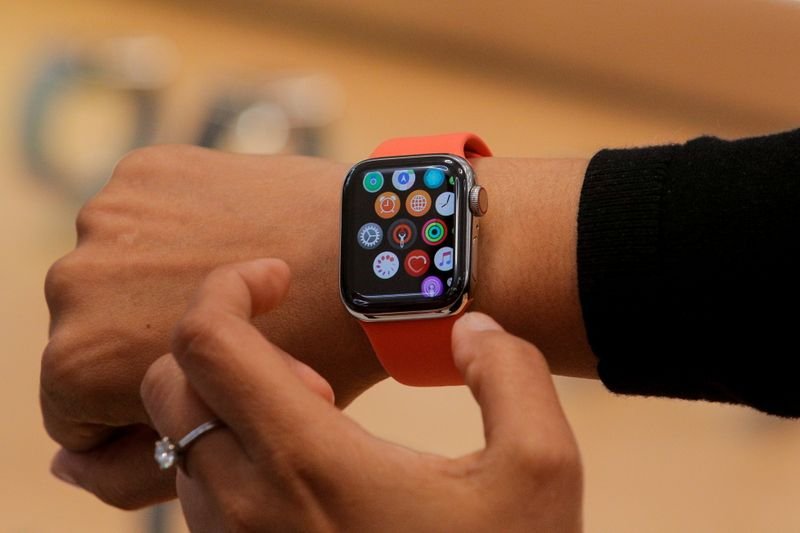 Apple’s board recommends shareholders vote against proposal to eliminate diversity programs By Reuters