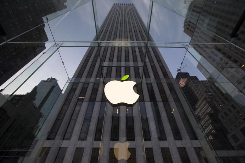 Apple, Samsung smartphone shipments fall in fourth quarter as China competition bites, IDC says By Reuters