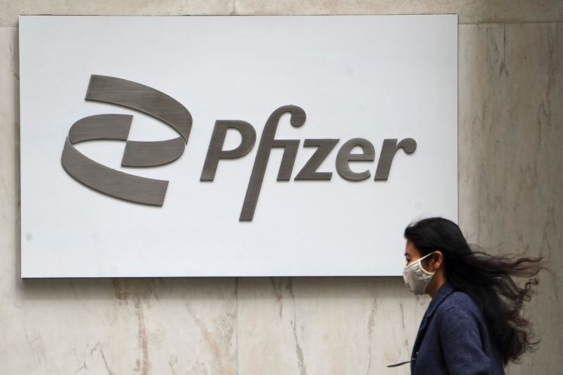 Pfizer to cut stake in Sensodyne-maker Haleon to 7.3%, says bookrunner By Reuters