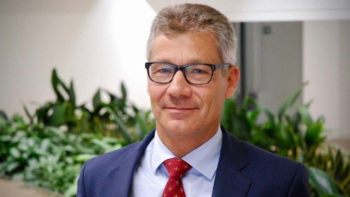 Ministers force out chair of UK’s competition regulator