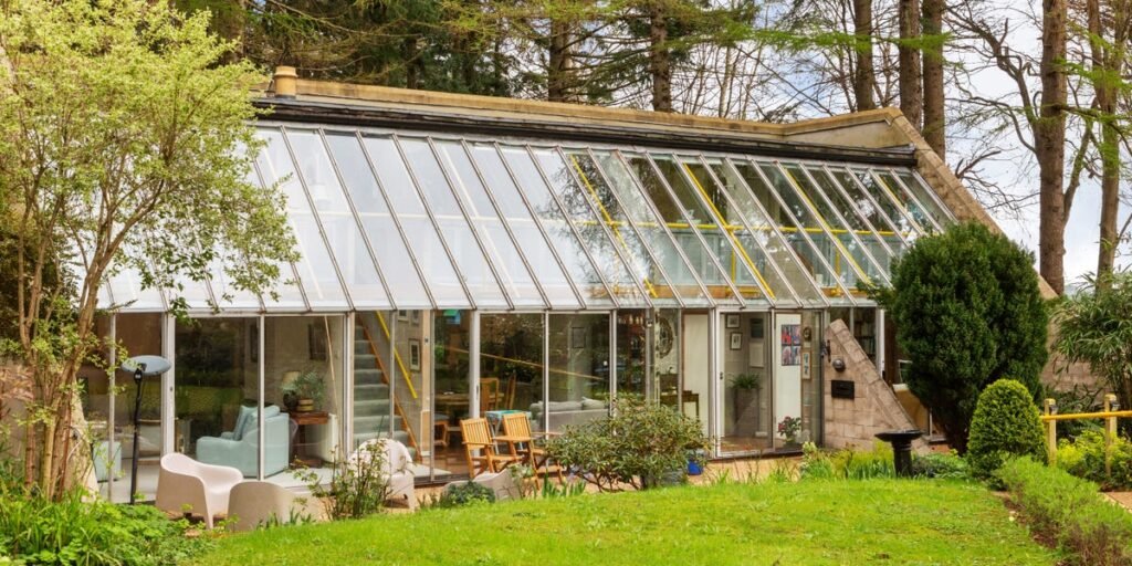 Couple Built Solar Home in the ’70s, Selling It for $1.32m