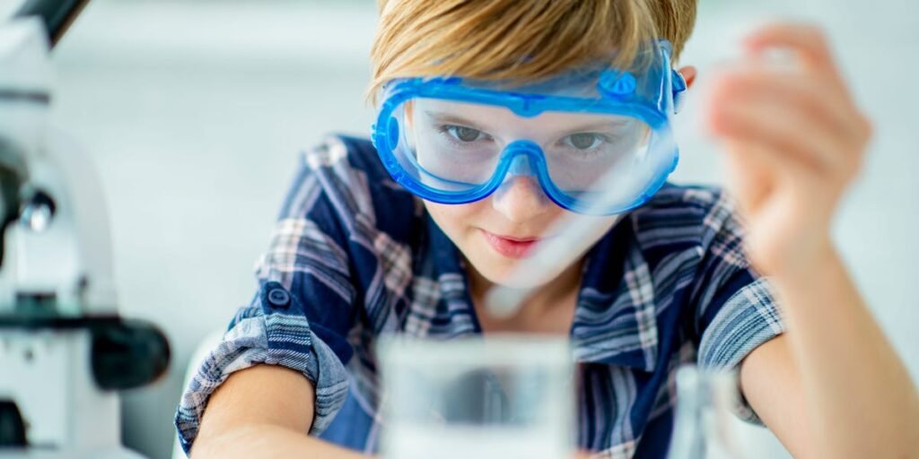 Making Science Fun for Young Kids, Tips From a Lab Technician