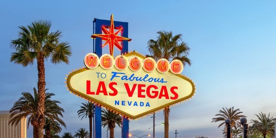 How to Plan a Trip to Las Vegas on a Budget and Gamble for Free