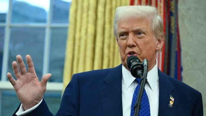 Trump and Putin discuss end to Ukraine war