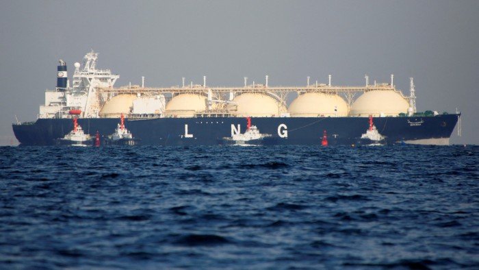 LNG ships drift in a sea of red ink