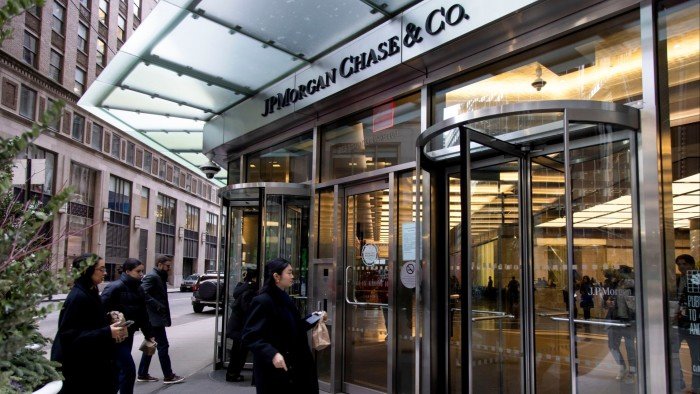 JPMorgan snubs regulators over disclosure of private equity loans