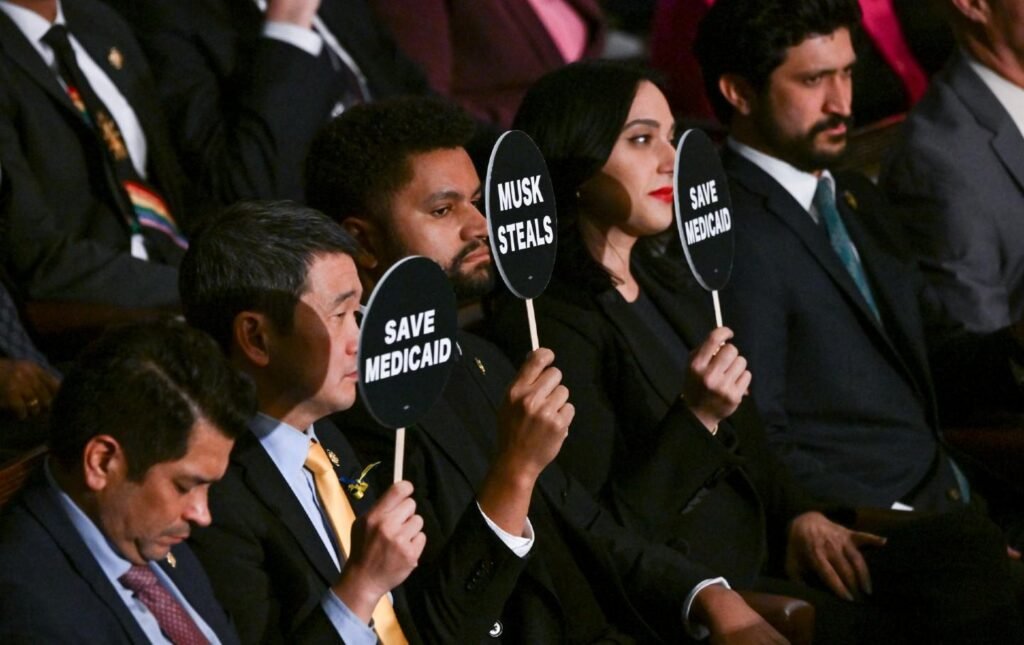 How to Save the Democratic Party From Itself