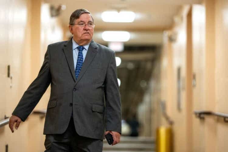 Former Texas congressman Burgess eyed as CDC director nominee