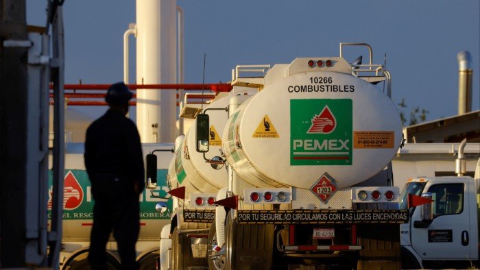 Pemex suppliers face ‘critical moment’ as Mexican oil group’s bills go unpaid