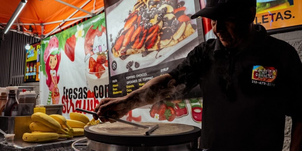 LA Immigrant Street Vendors Work Through ICE Raids, Protests