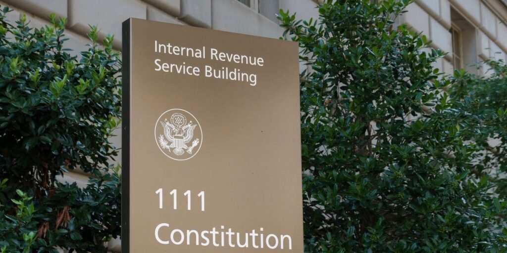 IRS Announces 2026 Federal Income Tax Brackets: What’s Different