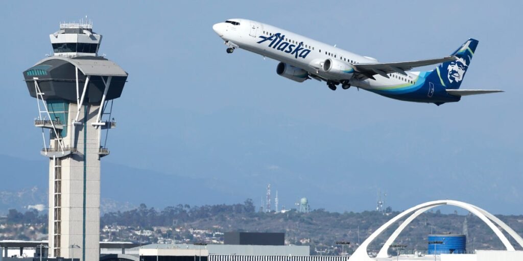 Alaska Airlines Grounds All Flights Nationwide After Tech Outage