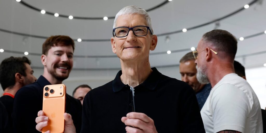 Apple Earnings Preview: Street Expects a Beat on Booming iPhone Demand