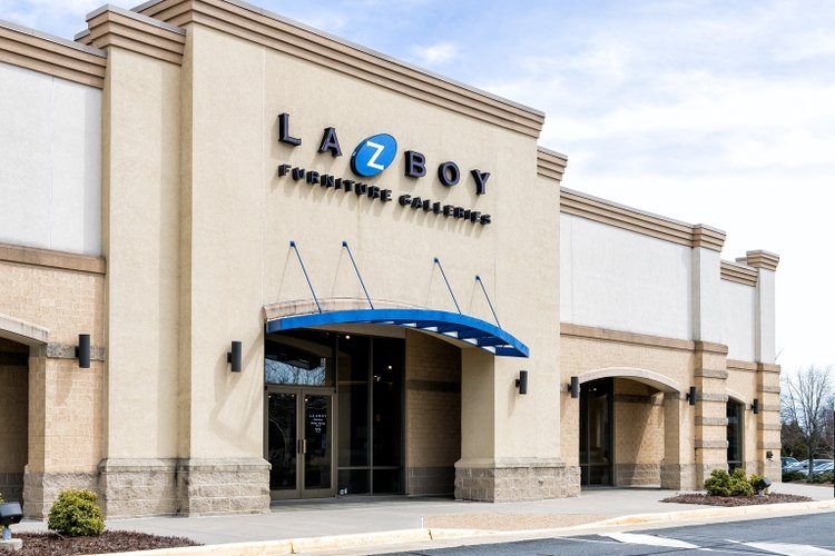 La-Z-Boy makes strategic leadership realignment (LZB:NYSE)