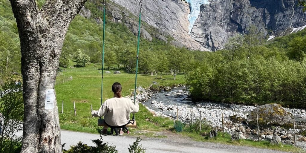 My Kids Have a 17-Year Age-Gap. Motherhood Is Different This Time.