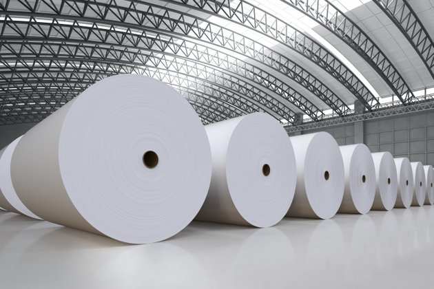 International Paper to shut two packaging plants on weak demand (NYSE:IP)