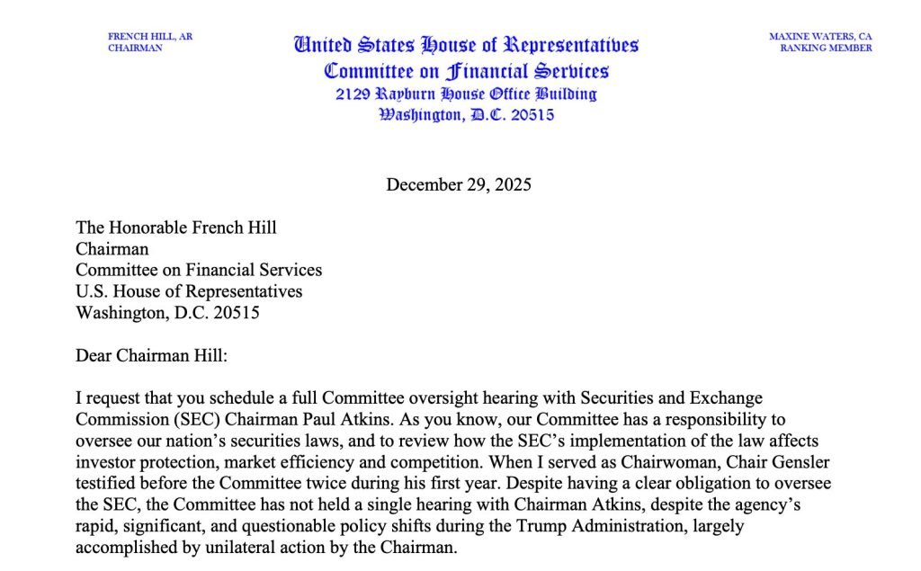 Maxine Waters Demands SEC Hearing Over Dropped Crypto Cases