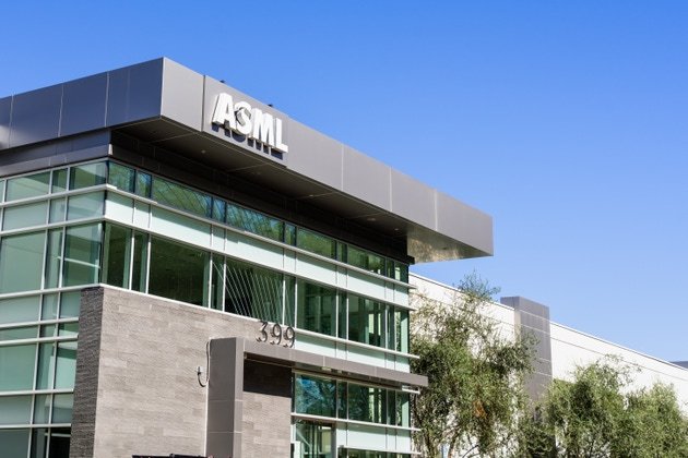 European, U.S. chip stocks rise after TSMC results (ASML:NASDAQ)