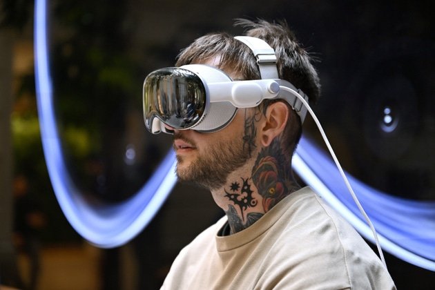 Apple scales back Vision Pro production, marketing amid weak demand – report