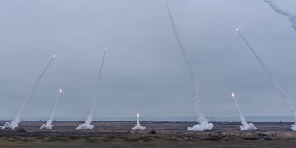 US Army Leaders Say Soldiers Are Drowning in Data. AI Seen As Solution.