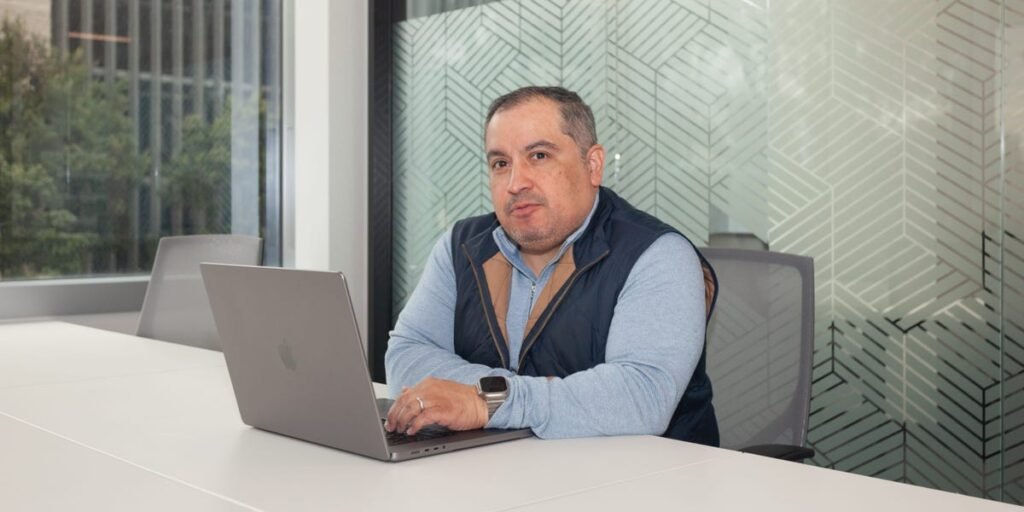 Startup Founder Shares Where to Leverage AI, and What It Can’t Replace